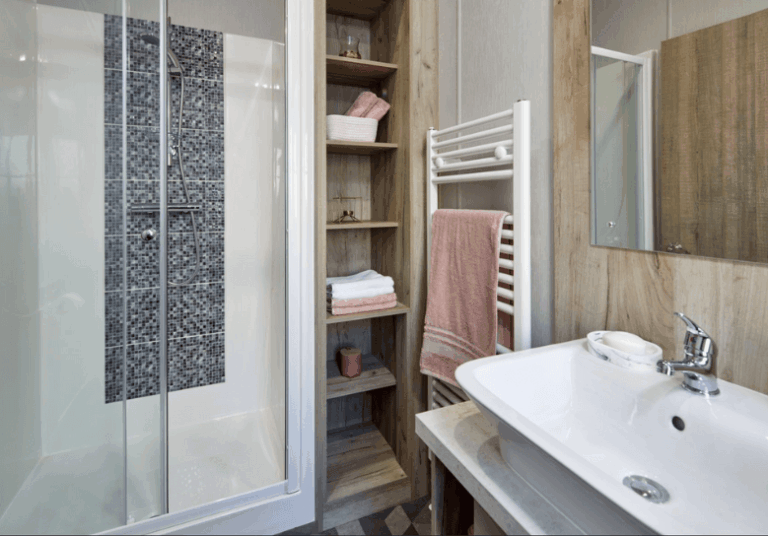 Mapleton_bathroom_779x544_63f8a49bbd